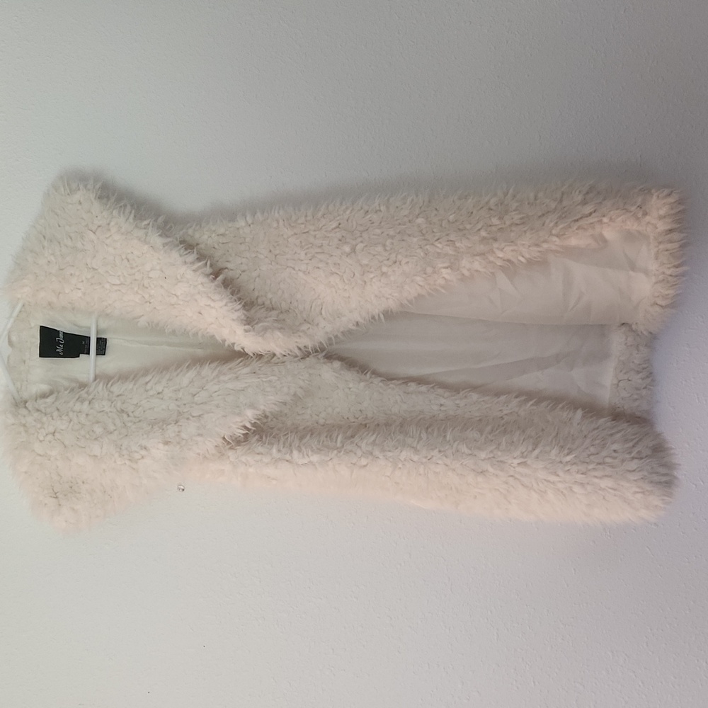 ✨️ 2/$20 // ME JANE: Faux Fur Vest